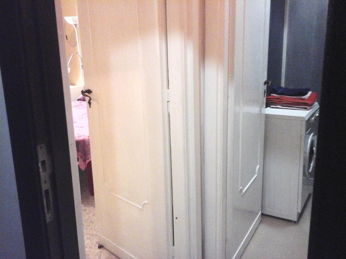 B&B Near Metro' Central Line - Only Wc In The Rooms 15 Minutes To Termini Station 20 To Spagna Square - In The Night Bus Rome Bagian luar foto